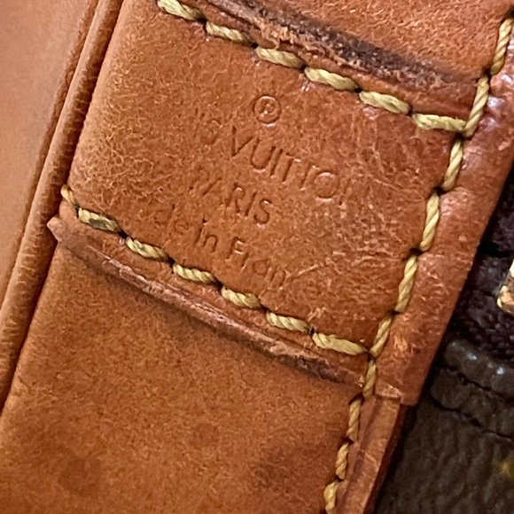 Louis Vuitton Alma PM VI 1915 November 1995 in France - Picture 8 of 11